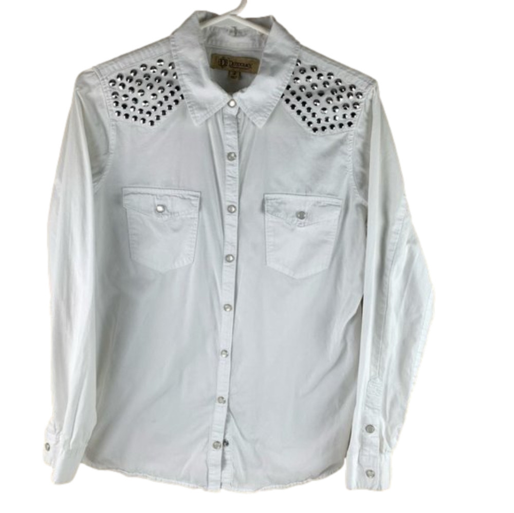 Democracy Western White Blouse  pearl snaps with shoulder studs